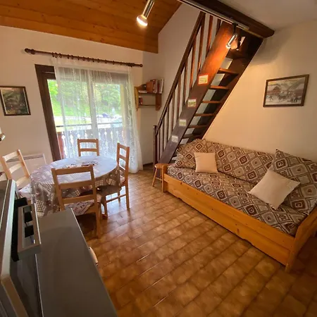 Avec Mezzanine, Balcon Et Parking A Chatel, Proche Des Remontees Mecaniques - Fr-1-693-17 Châtel