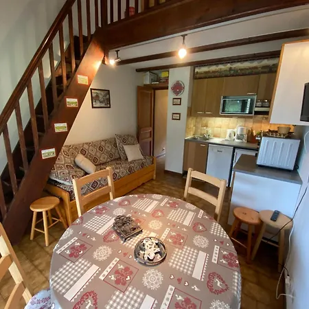 아파트 Avec Mezzanine, Balcon Et Parking A Chatel, Proche Des Remontees Mecaniques - Fr-1-693-17
